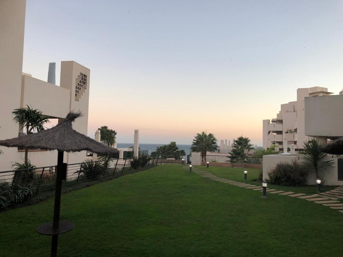 Bahia De La Plata Leilighet Estepona Eksteriør bilde